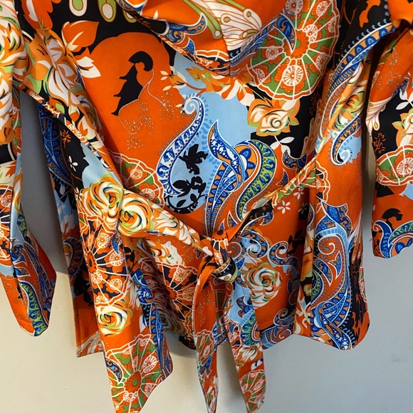 Dygarni Orange Floral Jacket with Hoodie - Picture 3 of 6